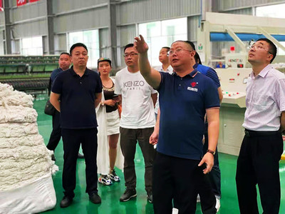 聚乡情共发展 成都古蔺商会走进四川中能伟创环保科技